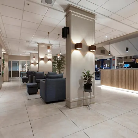 Clarion Tyholmen 4* ארנדל