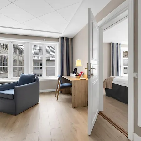 Hotel Clarion Tyholmen 4*